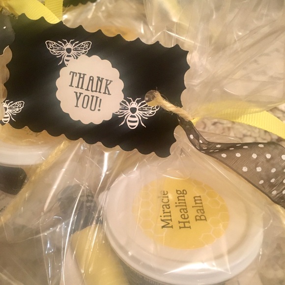 ❤️‍🩹BEST IN BEAUTY PICK!❤️‍🩹Thank you 🙏 gift 🎁 set #miraclehealingbalm - Picture 7 of 14
